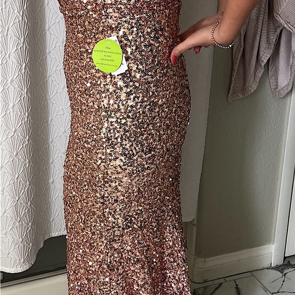 Party Gown. Ombré Pink and Gold. Sequin. - Picture 8 of 14